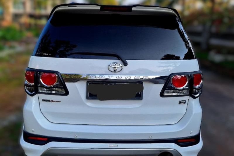 Mobil Bekas Toyota Fortuner G TRD Sportivo A/T 2013