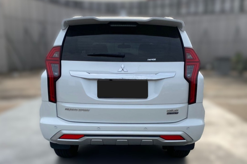 Mobil Bekas Mitsubishi Pajero Sport Dakar Ultimate 4x2 A/T 2022