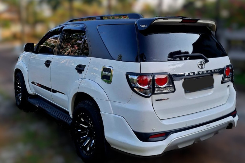 Mobil Bekas Toyota Fortuner G TRD Sportivo A/T 2013